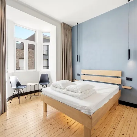 Apartment Spacious Family House