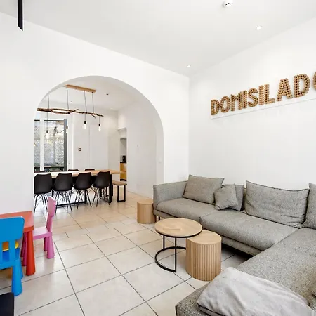 Spacious Family House *