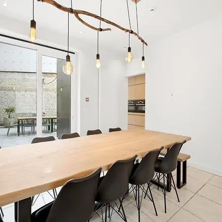 Spacious Family House *