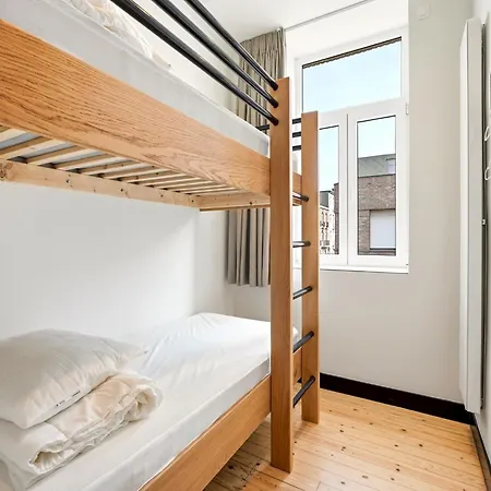 Apartment Spacious Family House *